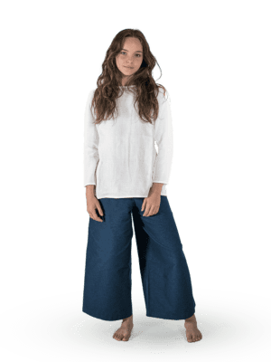 Linen shirt with pleats
